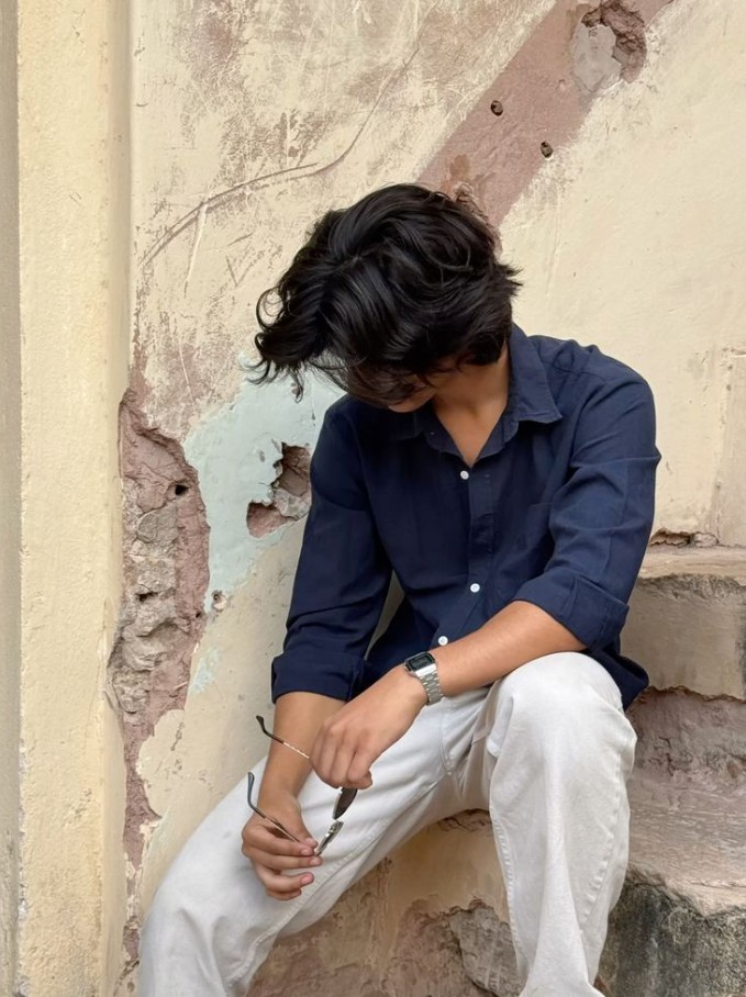 Hidden Face Boys Pic