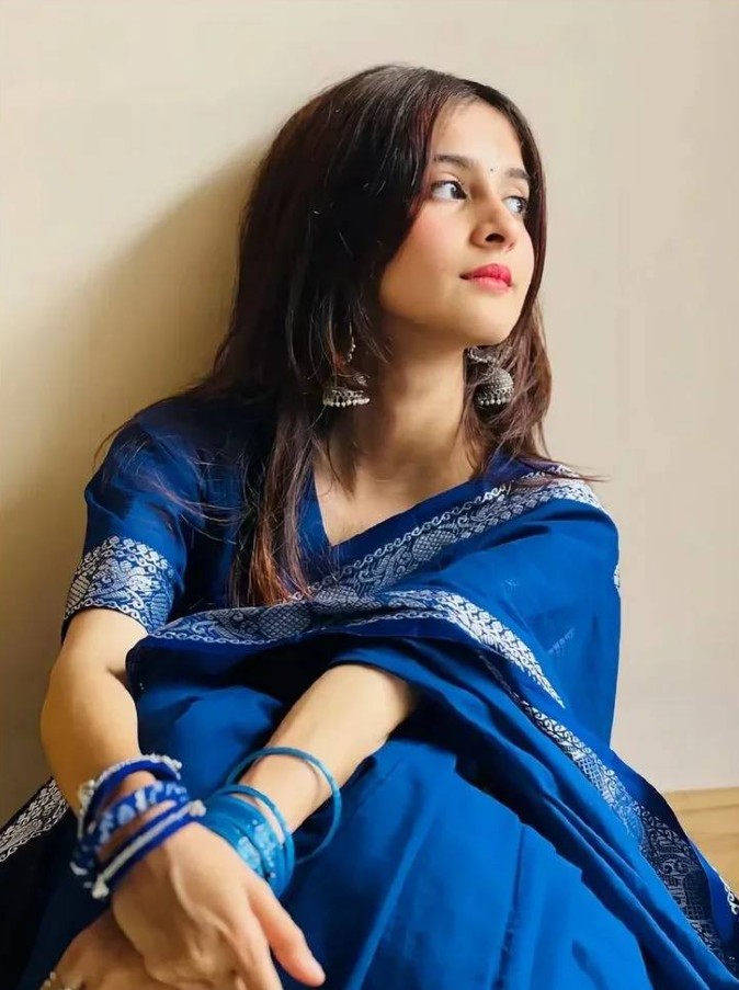 Real Simple Girl Images