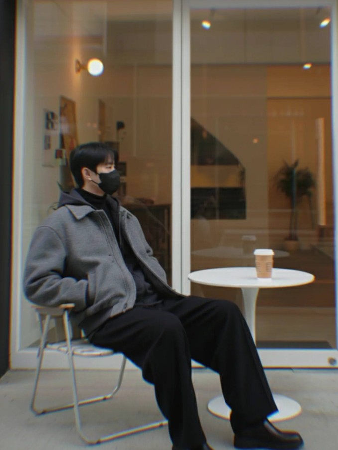 Hidden Face Boys Pic