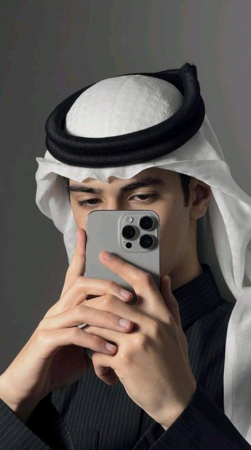 Hidden Face Boys Pic