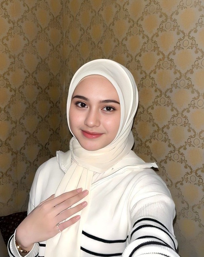 Islamic Girls DP