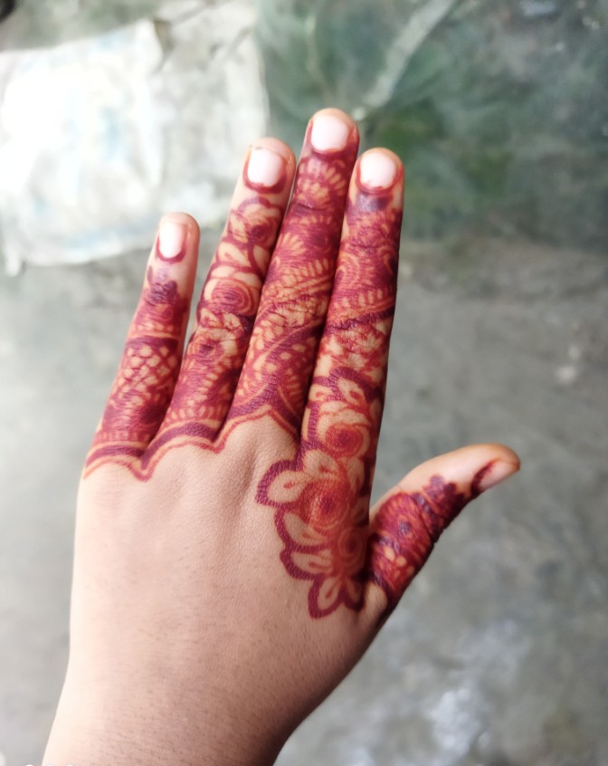 Finger Mehndi Design
