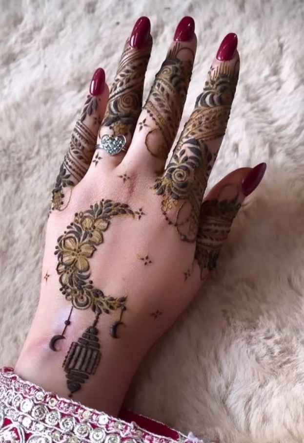 Finger Mehndi Design
